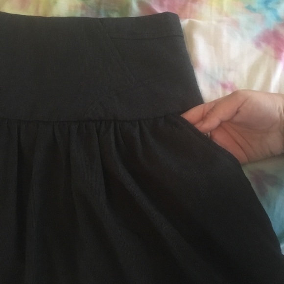 Women’s charcoal pocket skirt size medium - Picture 3 of 5